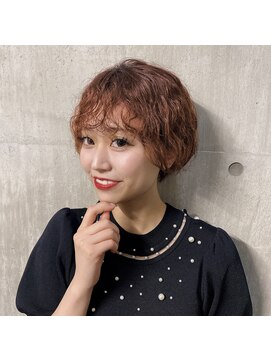 タム(tam) 癖毛風ショート