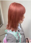 ピンクベージュ