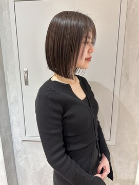 ヨーク(YOKE) YOKE 大人ボブ切りっぱなしボブ髪質改善オリーブベージュ