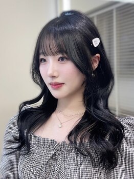 テン バイ アンブルリュクス 池袋(teN +by ambleluxe)の写真/人気店の髪質改善サロンで、実力派スタイリストたちが集結！お手頃価格だから、何度でも通いやすい☆