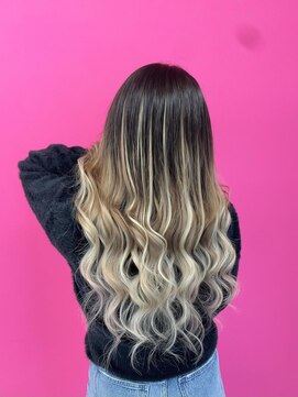 ロサ ファイブヘアー(Rosa..5Hair) エクステバレイヤージュ