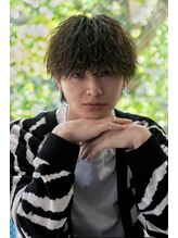 無造作な質感が欲しい方に◎強くもなく、緩くもないパーマデザインで、癖毛風のデザインに＊[熊本/メンズ]