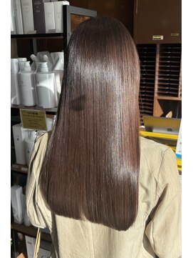 リン(Lin.) 髪質改善トリートメント　【山下　泰世】