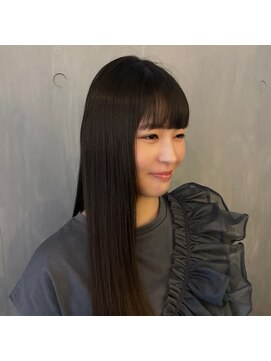 ムジカ musica ツヤ髪ロングスタイル