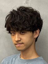 バース バイ ハピネス(BIRTH by happiness)&nbsp;韓国へアカルマパーマワックスなしセンターパート黒髪ウルフ