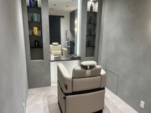 完全個室も完備でリラックス<理容室>マッサージ/ヘッドスパ/床屋