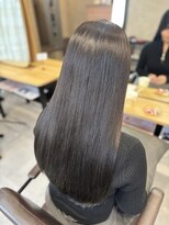 フィエルウメダ(Fier umeda) オリーブベージュ◎ 透明感カラー