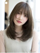 ダル 渋谷/表参道(DAL.) ハッシュカットバタフライカットダークブラウンカーテンバング