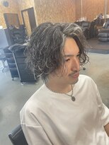 アディクト オム(ADDICT HOMME) ホワイトハイライト×波巻きパーマ