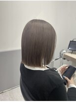 エレノア 新宿新南口(Eleanor)&nbsp;ベージュ×タッセルボブ