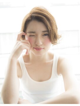 サロンドミルク 原宿(salon de MiLK) 【salon de MiLK 原宿】外ハネMixかきあげバングショートボブ