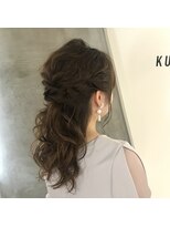 クロ(KURO.)&nbsp;ゆるハーフアップ