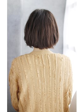 セントラル プラスエヌ(CENTRAL+n) 20代30代40代　ダークアッシュで大人ボブ【草津】