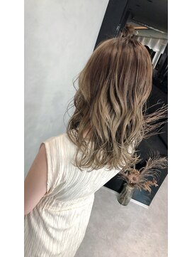 ウィクシー(wixy) ハイライトグラデーション