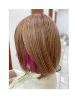 ハロースタイリスト 荒井東店(hello stylist) ミルクティーベージュ×インナーカラー