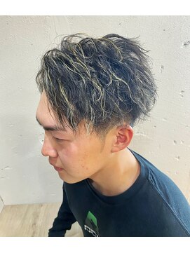 ヘアーワークス ヘルム 渋谷店(HAIR WORKS HELM) ハイライト+パーマ