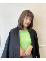 テンバイシオミエイチ(10 by shiomi H)&nbsp;ミディアム/マロンベージュ/外ハネスタイル