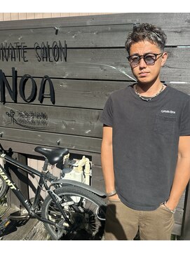 ノア(NOA) ツイストピンパーマ×メッシュ