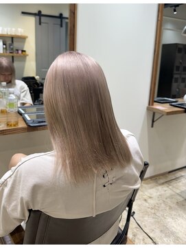 リフル 八王子(RIFULL) ハイライト　レイヤー ショートヘア　ボブ　くびれレイヤー