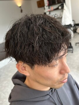 フゥ 宇都宮(FeU) 波巻きパーマメンズパーマメンズヘアツーブロックツイストパーマ