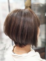 ヘアースタジオ ジェイワン(hair studio J ONE)&nbsp;30代40代50代60代　白髪ぼかし　くびれ大人前下りショート