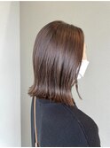 ベージュ系切りっぱなしボブ