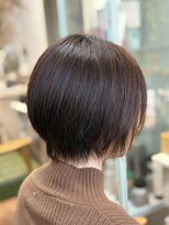 シュシュ(Chou Chou)&nbsp;柔らか質感の丸みショートレイヤー