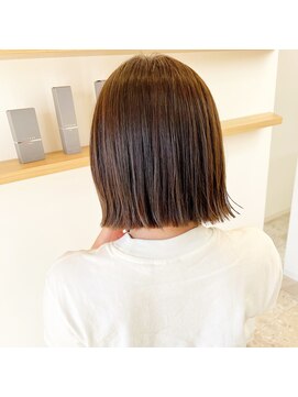 20代30代ボブ/ミディアムレイヤー／グレージュ/透明感/天神/大名