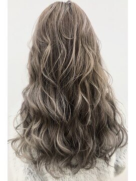 コトナ(kotona) 【バレイヤージュ×ハイライト】渋谷/ブリーチダブルカラー/原宿