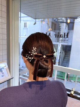 ヘアー アレス(hair ales) シニヨン カチモリ アップスタイル 結婚式セット
