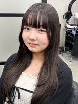 エミュ(Aimu.)&nbsp;韓国風くびれレイヤー×小顔カット