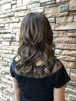 エノモト(ENOMOTO) 外国人風カラー大人可愛い小顔無造作カールナチュラルアッシュ