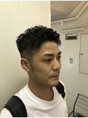 メンズアップバングハード無造作パーマベリーショートスタイル