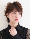 30代40代大人可愛い小顔センシュアルショートサイド黒髪ベージュ