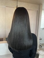 アールクリップ 表参道(arclip)&nbsp;サラ艶ロングレイヤーカットレイヤーボブサイエンスアクア