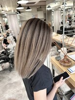 レディアル 大宮(REDEAL ope.) ホワイトベージュバレイヤージュ