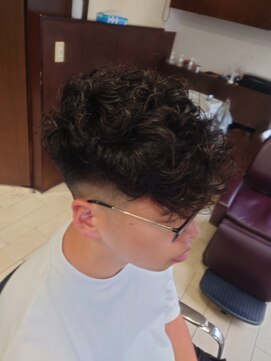 グルーマーズトウキョウ(GROOMER/S TOKYO) 【GROOMER/S 丸山】 スペインカール パーマ スタイル