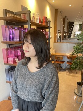 シモン(SIMON) ミディアムレイヤー /半田/知多/半田美容室/知多美容室