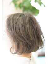 ネス(NESS) やわらかい髪のアッシュマットなふんわりボブ