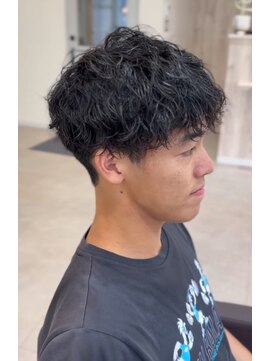 ファースト 秦野店(First) 緩めツイスパ　黒髪　秦野