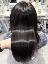 ディーエックス スリー(Dxxxx III)&nbsp;ダークブルージュ 透明感カラー 髪質改善 顔周りカット