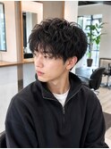 黒髪重めマッシュ韓国風パーマ