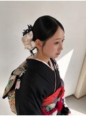振袖に映えるタイトシニヨン
