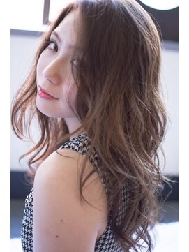 ヴィークス ヘア(vicus hair) 2015夏の人気カラー「ヌーディベージュ」無造作カール