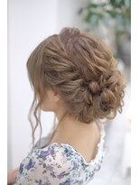 リサ 恵比寿(risa.)&nbsp;波ウェーブふわふわねじりアップ