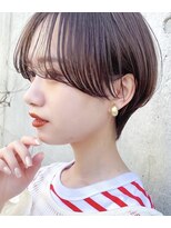 ガーデン オオタカノモリ(garden otakanomori)&nbsp;耳掛けショート×暗髪×センターパート