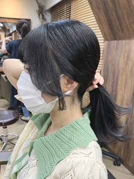 シュリット(schritt) ◎小顔に見えるフェイスレイヤー◎　村田