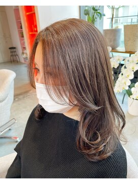 ウィクシーミミ 栄矢場町店(wixy mimi) 韓国風レイヤー＋ナチュラルアッシュベージュ