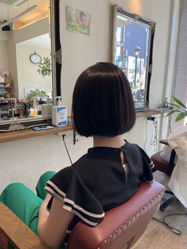 ヘア デザイン スタイリー(Hair Design stylee) 自然に収まるお手軽ボブ