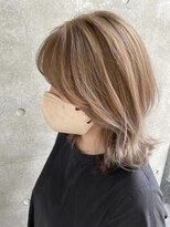 デューヘアー(due hair) 大人韓国風レイヤースタイル/ミディアムハイトーンカラー